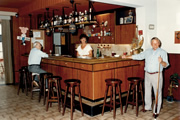 bar 1986